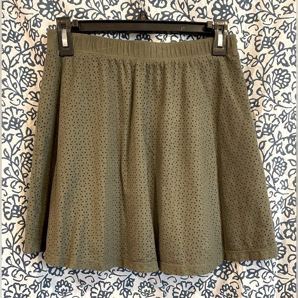 Candie’s Olive Skirt S
